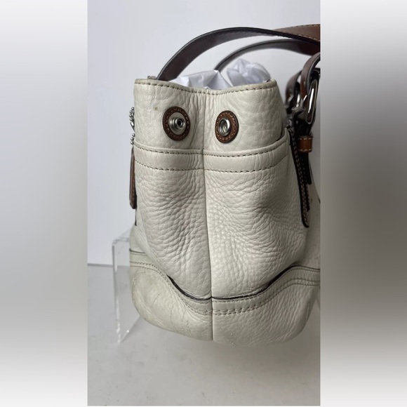 Authentic Vintage Coach Cream Leather Handbag Buckle brown straps F12302 READ - Picture 7 of 16